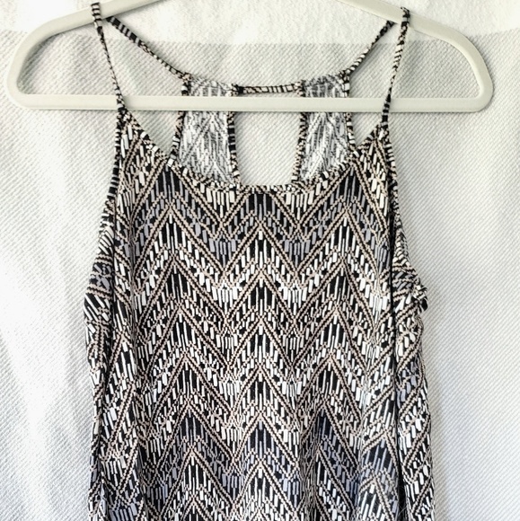 Old navy neutral print keyhole swing tank size L - Picture 1 of 4